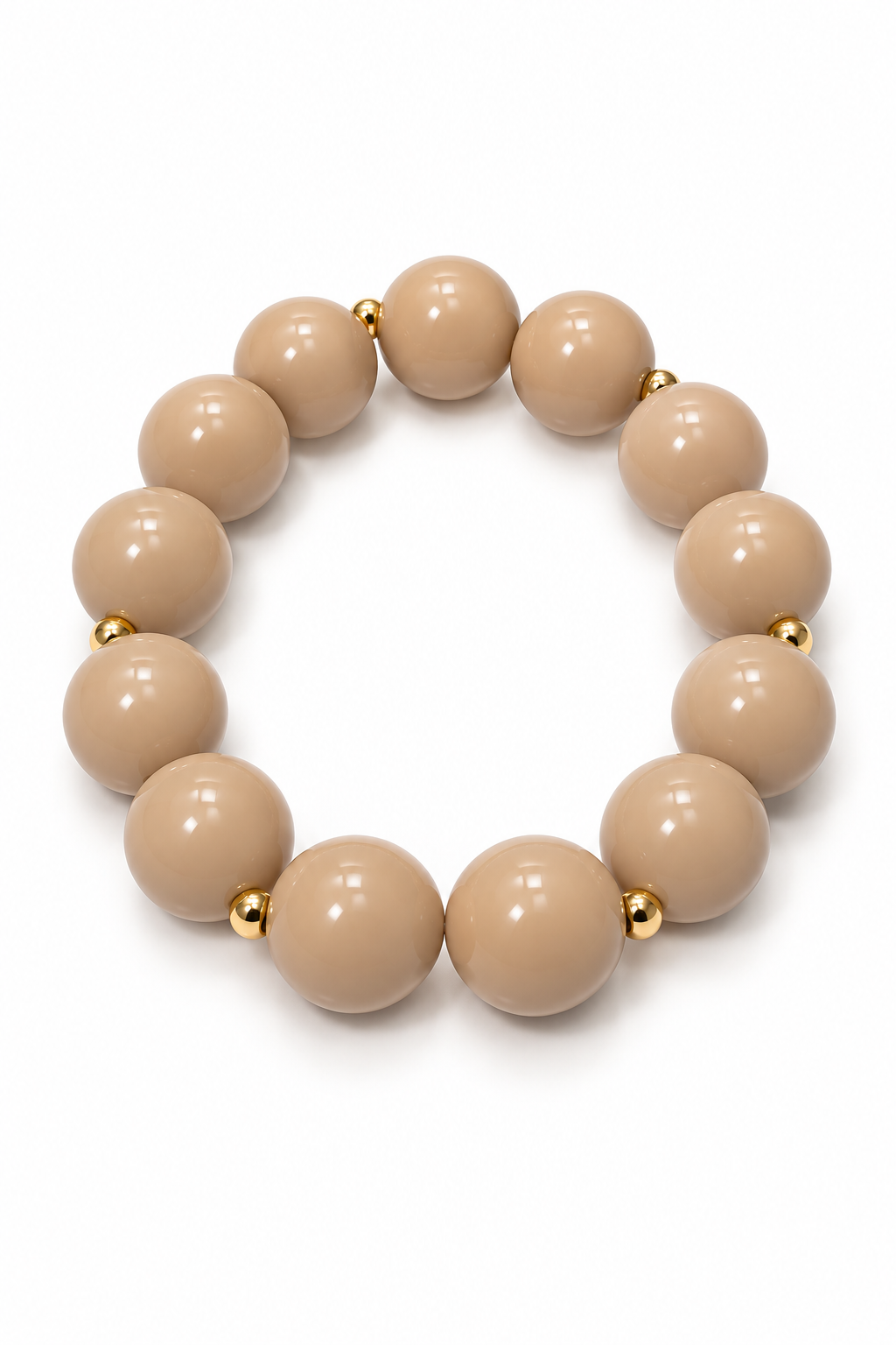 Brazalete beige con detalles de acero inoxidable