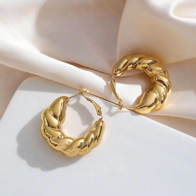 Pendientes chapados en oro de 18k