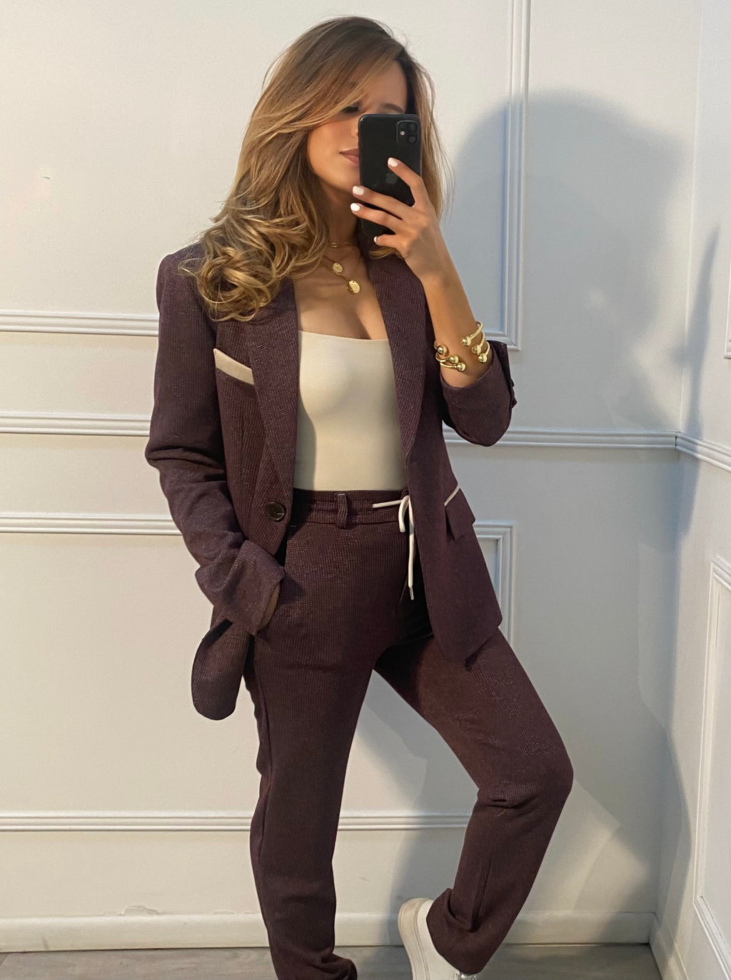 Set de blazer y jogger vino