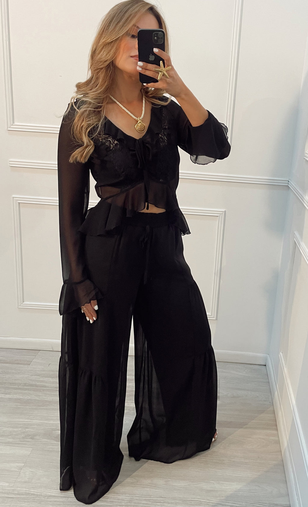 Blusa Negra Transparente manga larga