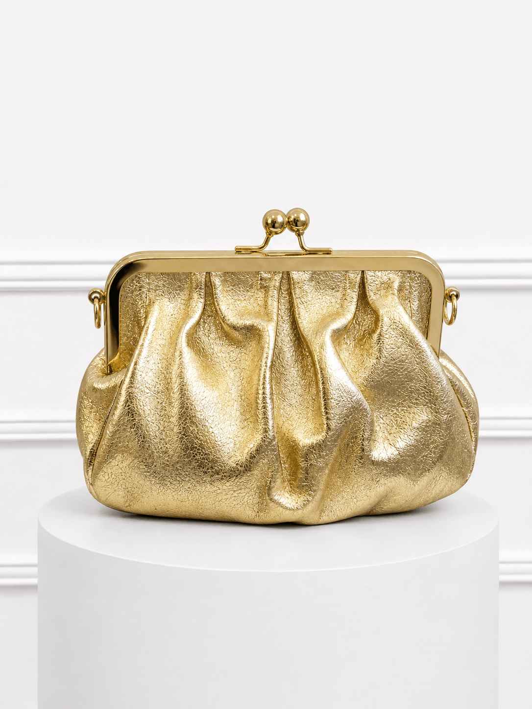 Mini clutch plisado con cierre metálico - Dorado