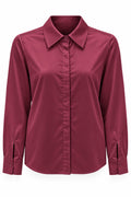 Blusa de satín vino