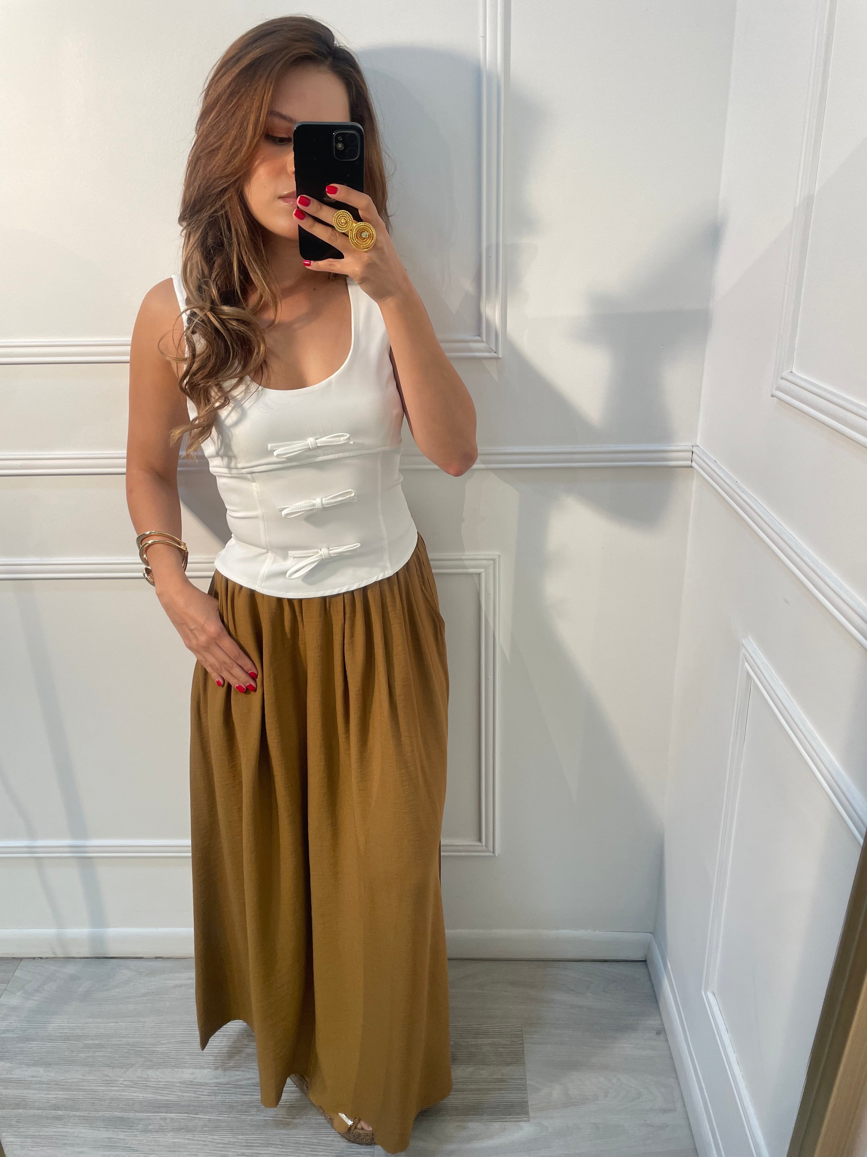 Blusa Blanca básica con lazo