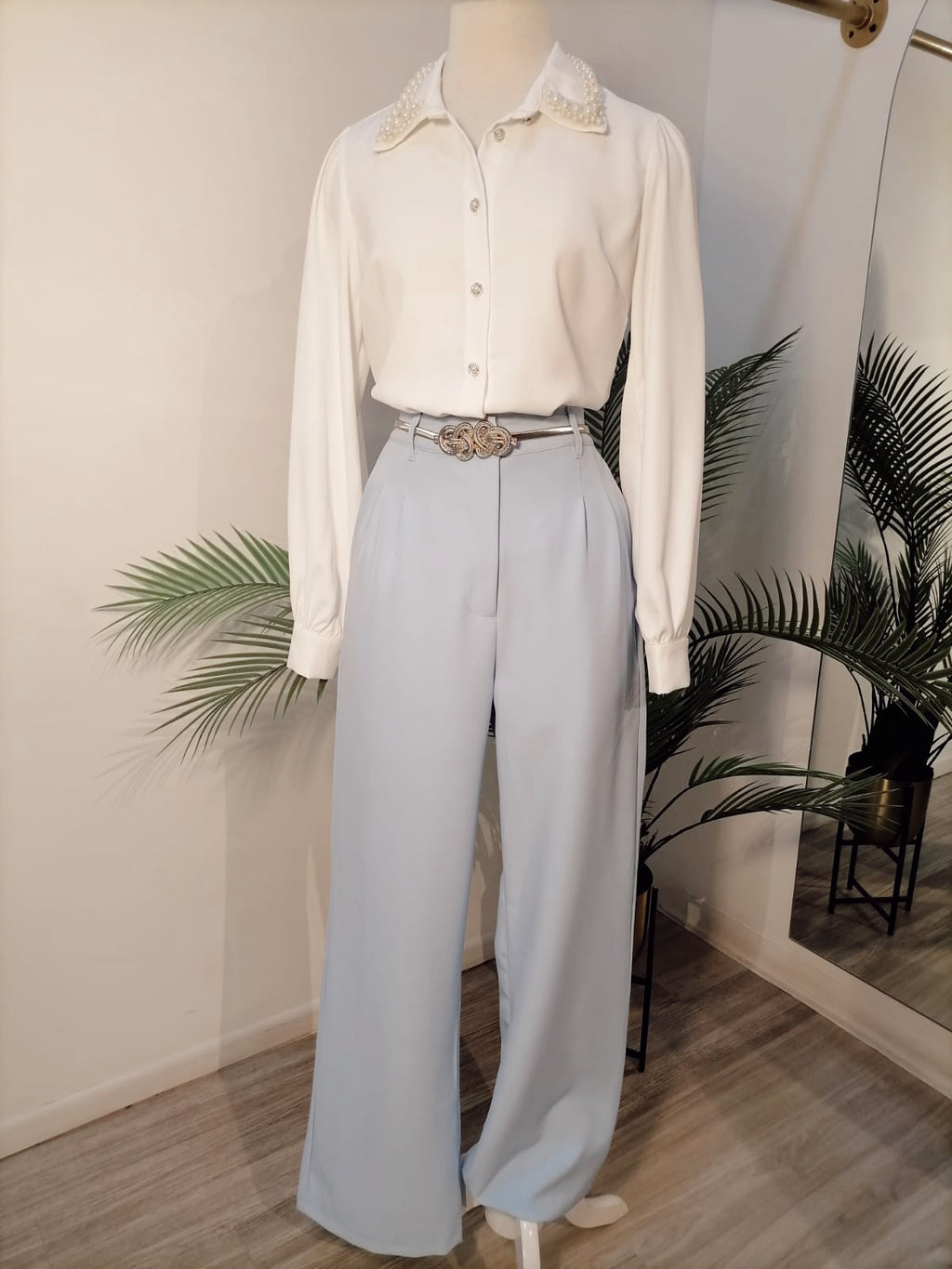 Pantalón de vestir estilo trouser celeste