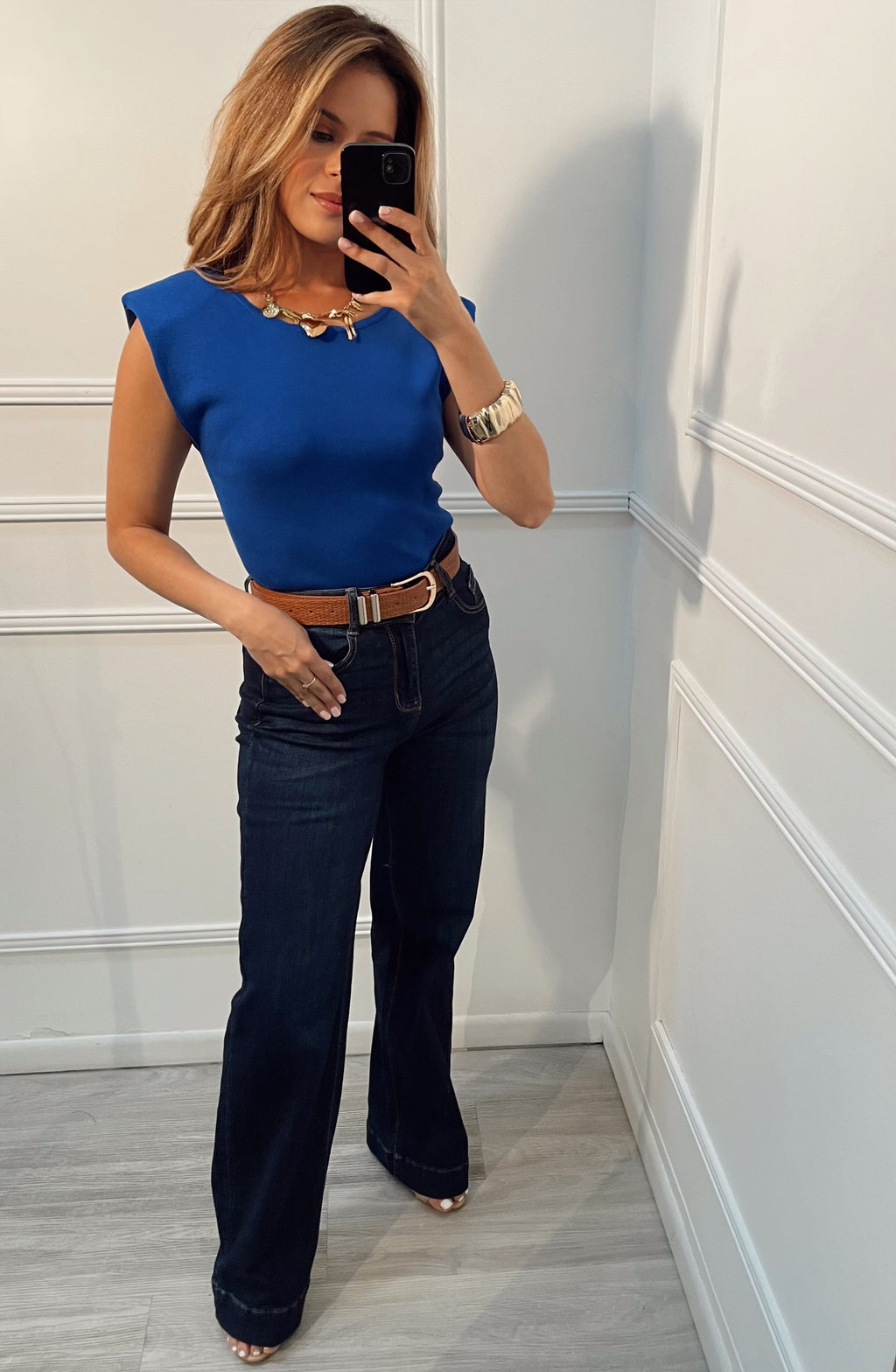 Blusa Azul con hombreras