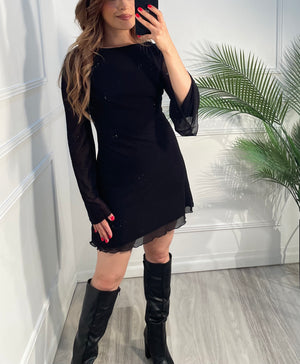 Vestido Negro con manga larga y brillo