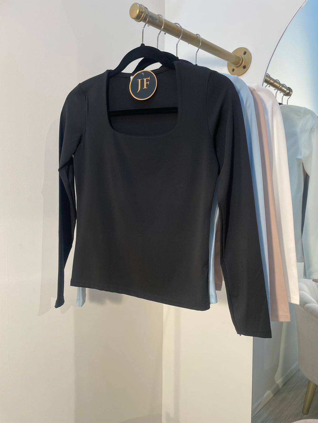 Blusa Negra básica manga larga