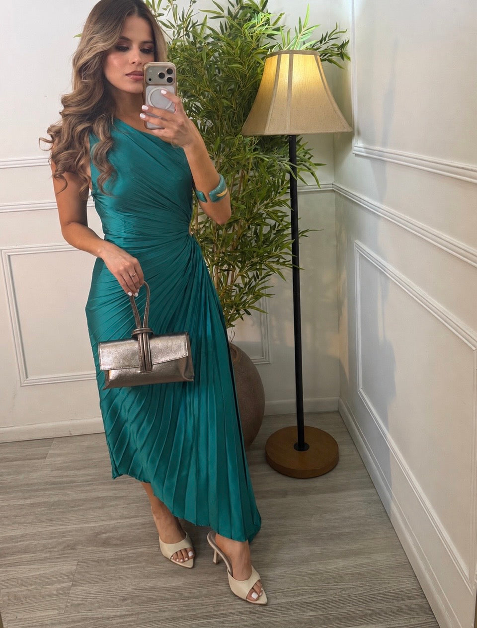 Vestido asimétrico turquesa