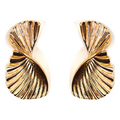Aretes dorados