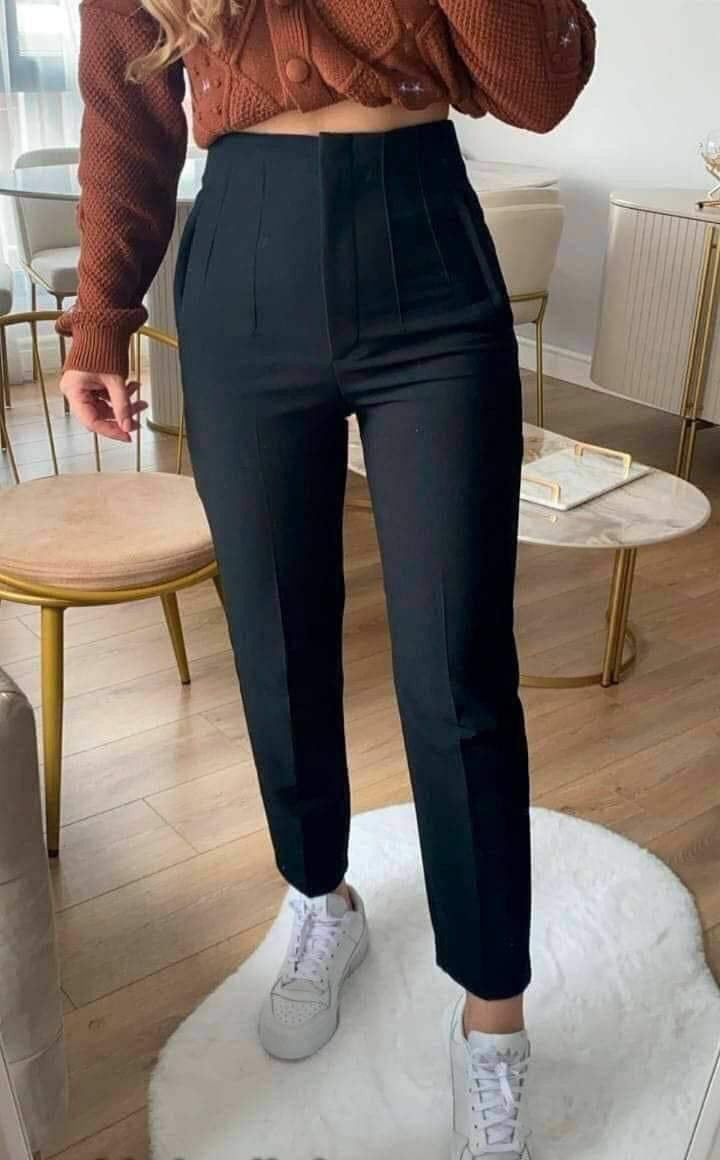 Pantalón Negro pinzas tela delgada