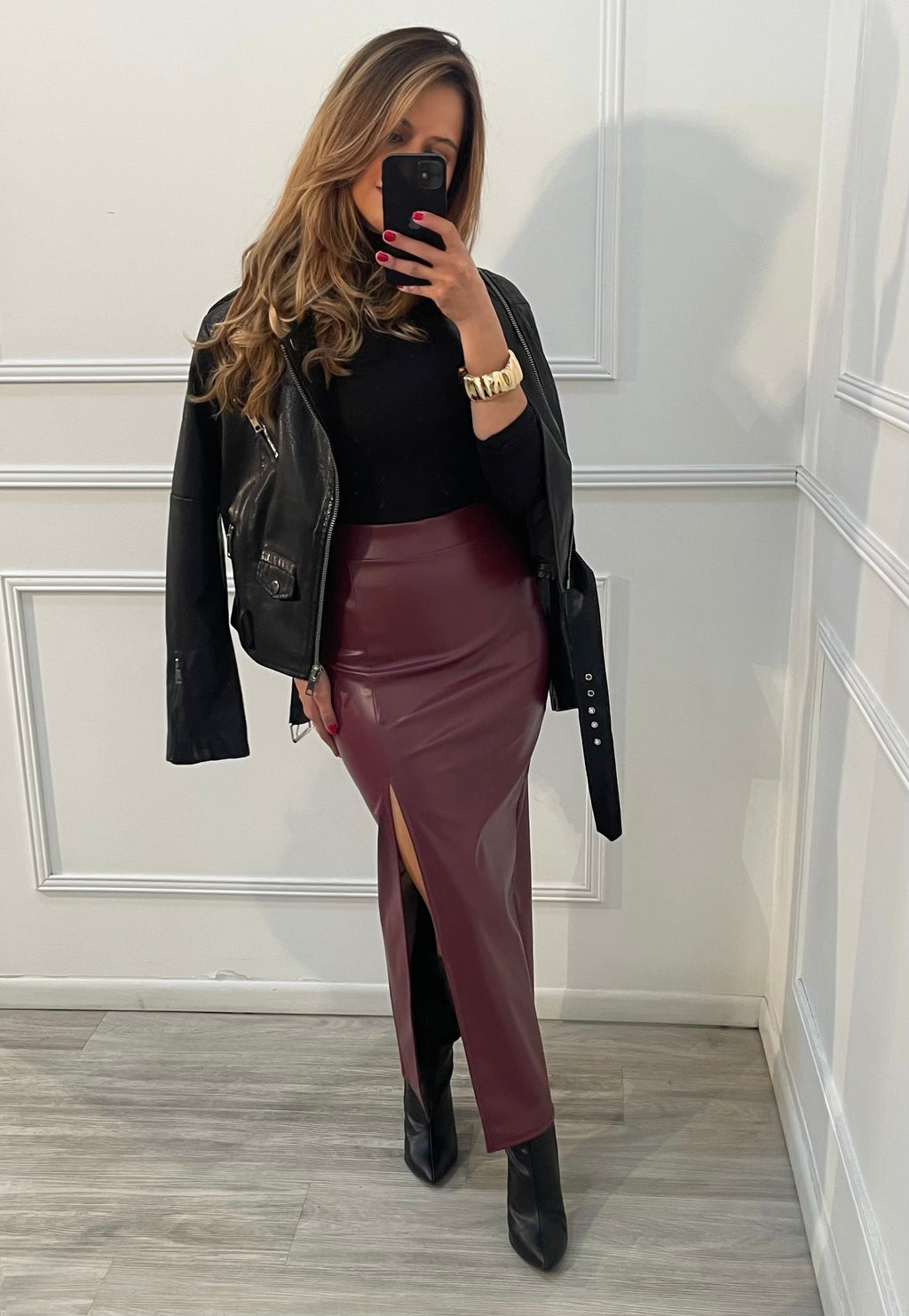 Falda Vino cuerina