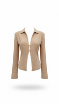 Blusa Camel con abertura frontal
