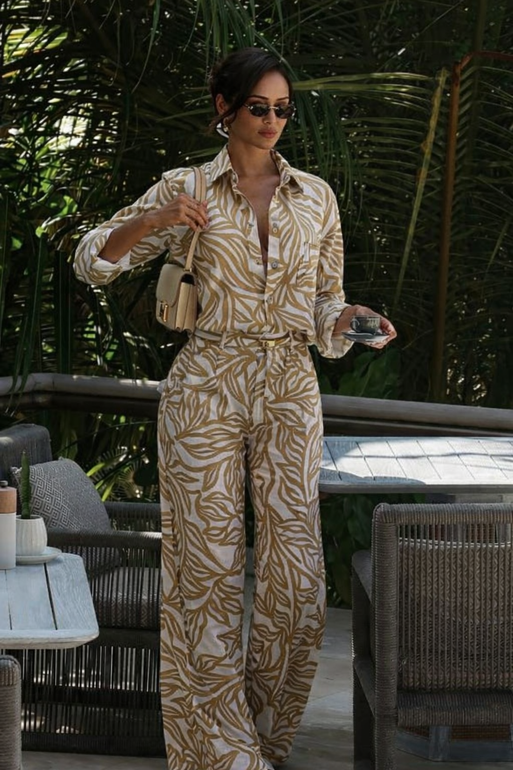 Set beige estampado