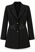 Blazer negro con encaje