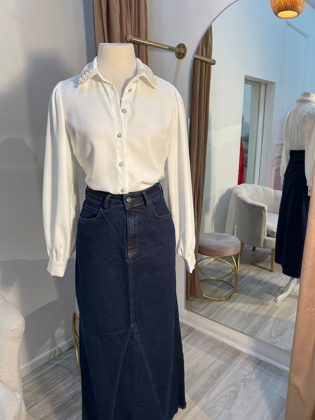 Blusa cuello de perlas