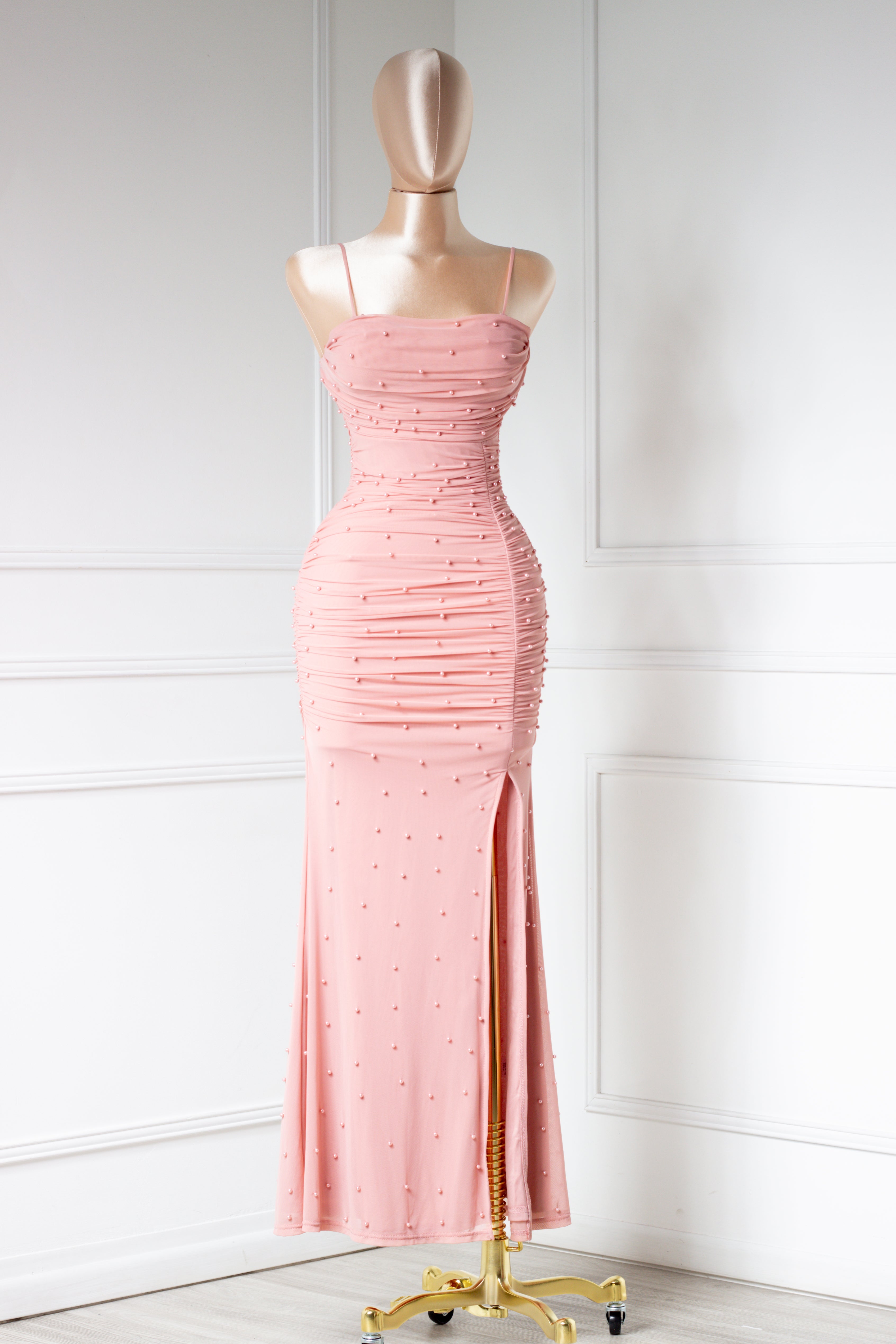 Vestido largo de perlas palo de rosa