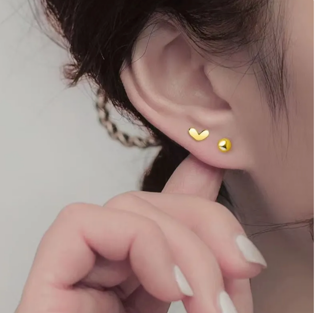 Aretes de corazón pequeños
