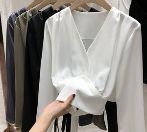 Blusa manga larga cuello V