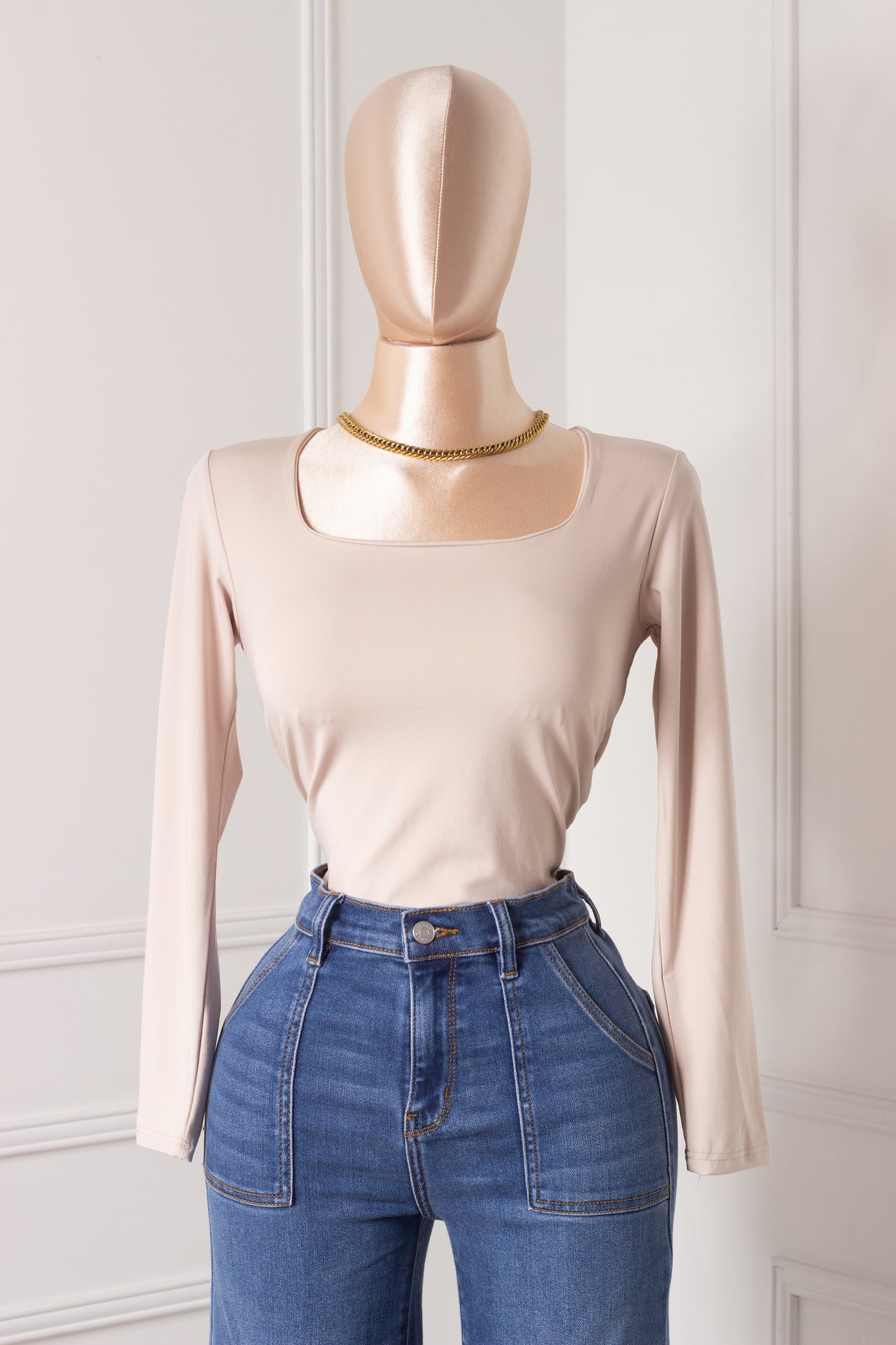 Blusa Beige básica manga larga