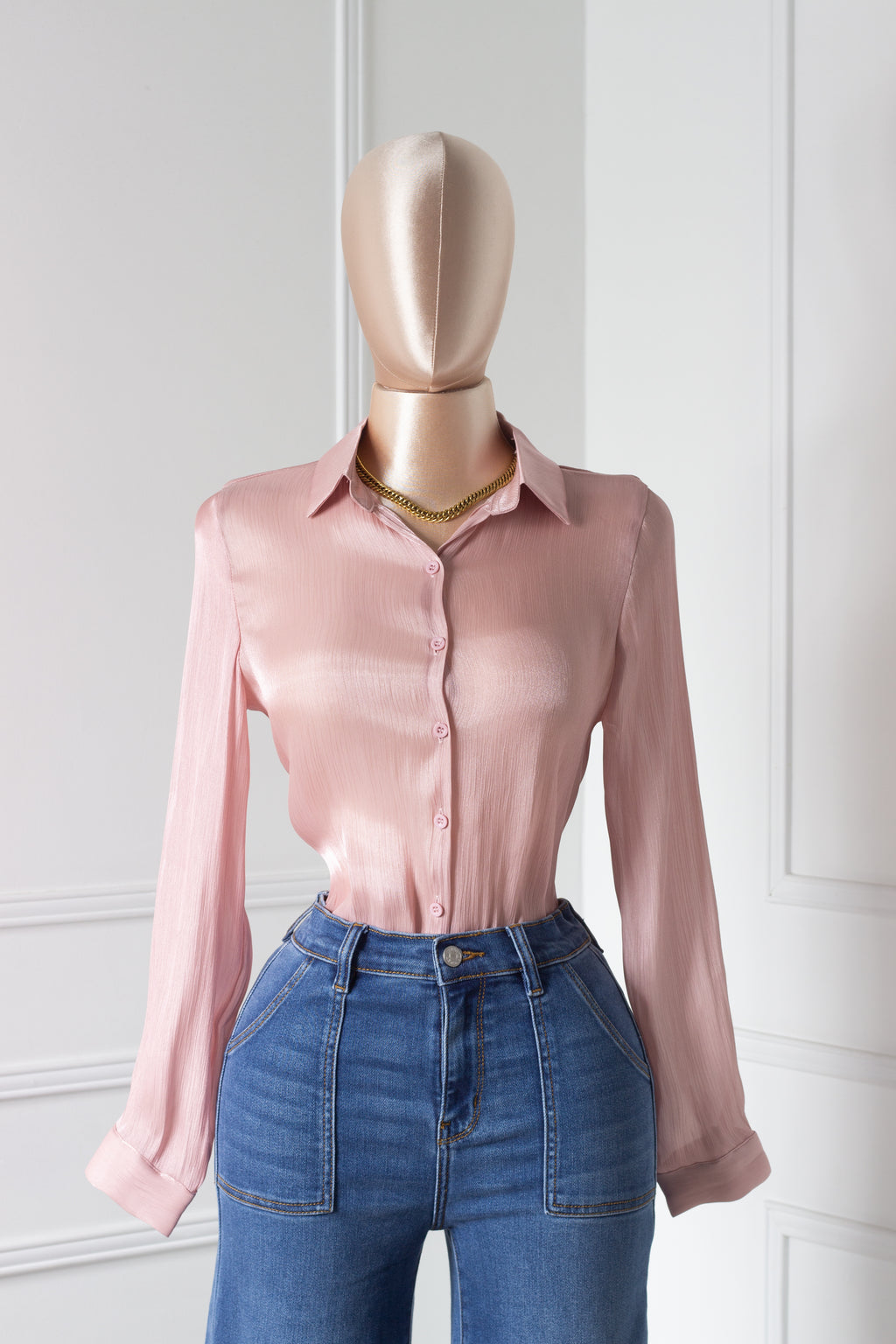 Blusa camisera brillante rosa