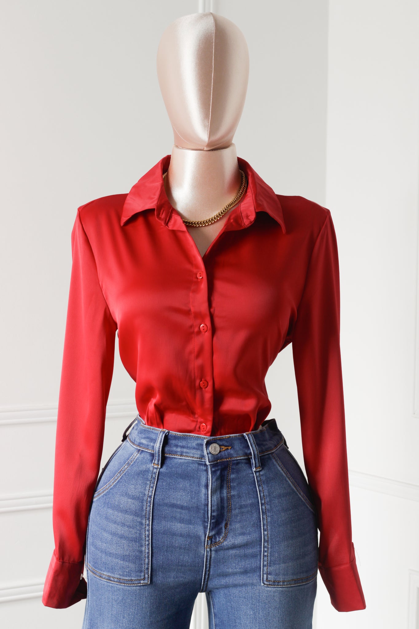 Blusa camisera satinada vino