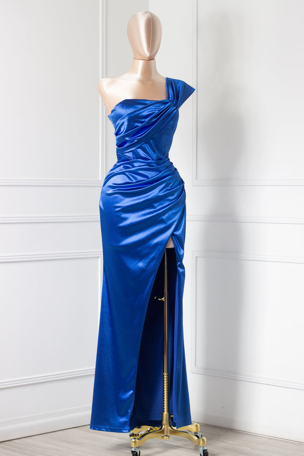Vestido de gala satín azul eléctrico